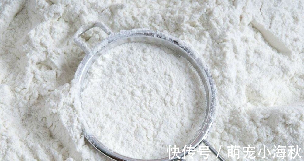 长虫子|天热了,面粉容易发霉长虫子,面点师教我2招,保存一年都不生虫