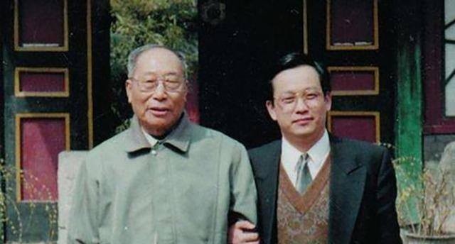 教书|奶奶是慈禧,哥哥是溥仪,大伯是光绪,他却低调教书,活到2015年