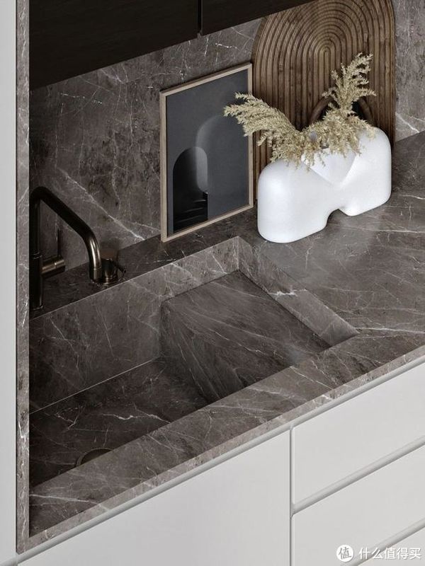 轻奢风|外国小伙的93㎡单身公寓,全屋轻奢风,卧室纱帘让网友吵翻了天