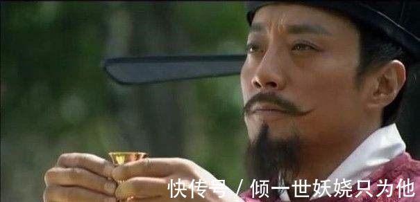 李逵$水浒传中,李逵死前说的一句话,揭开了宋江虚伪的一面