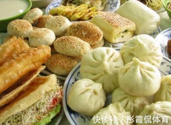 糖尿病人|糖尿病患者早餐喝粥,会升血糖,还是降血糖?喝粥牢记3事很关键