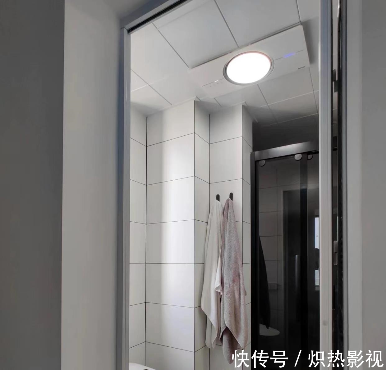 收纳|110㎡简约风，花费10W做橱柜，全屋“空无一物”，太舒适了