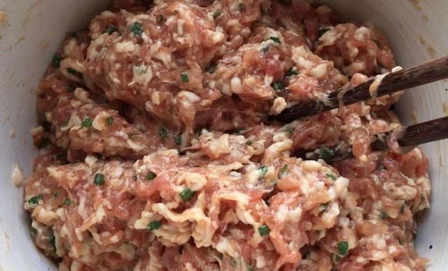 饺子和包子，拌馅千万别加它！这3样就够了，营养美味，鲜嫩多汁