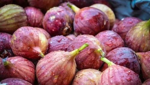 冬天了,不妨多吃3種食物,皺紋淡了,小腿苗條了,大肚子不見(jiàn)了