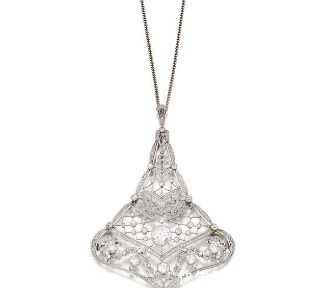 浪漫 蕾丝只能做裙子珠宝亦可如蕾丝般精致浪漫!