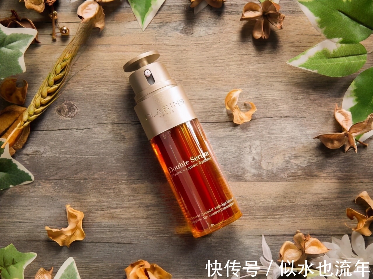 紫瓶|口碑不错的夏季美白精华液推荐:让皮肤由内而外透出独有的光彩