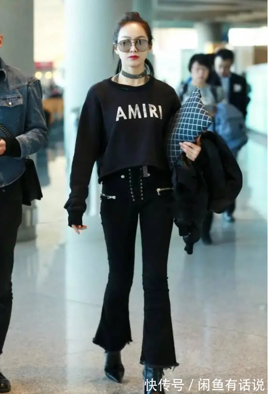 短靴|小个子不一定穿裙子才好看，今年流行九分裤+靴子，显高还提气质