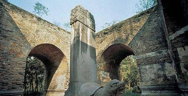 开国皇帝|明朝最早的皇帝陵,成为明清帝陵的典范之作,历史上没有被盗过