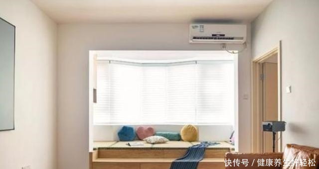 傻傻装|阳台不要傻傻装推拉门了，聪明人更喜欢这种设计，后悔当初没察觉！