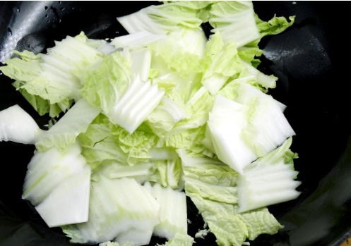 好吃|做醋溜白菜,别下锅直接加醋,多加这一步,比饭店的还好吃