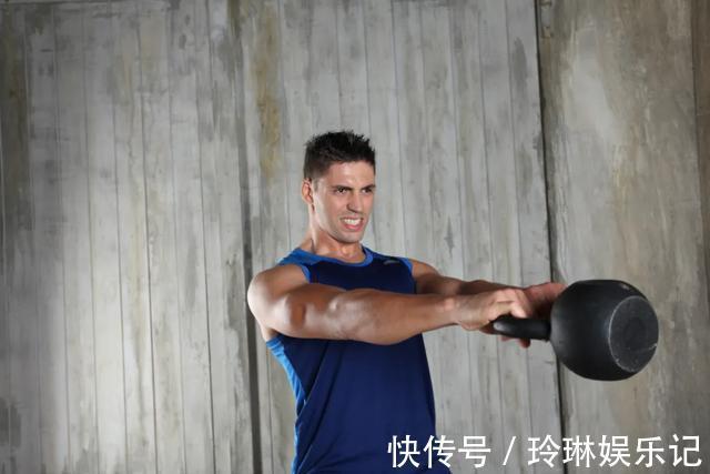 增肌|4种“没卵用”的健身行为,其实是在浪费时间