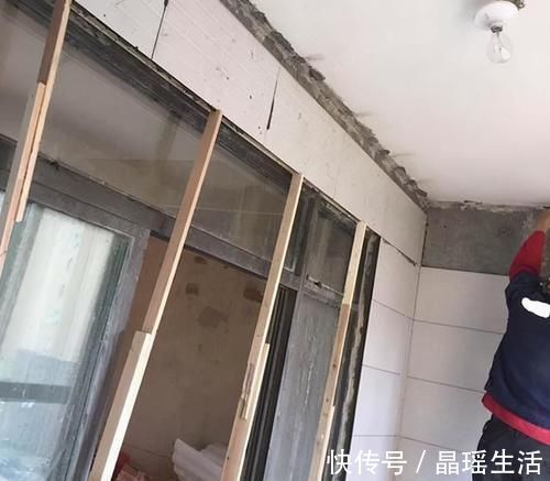 瓷砖|家装阳台瓷砖要铺到顶么?听完老师傅一番话我顿时后悔了