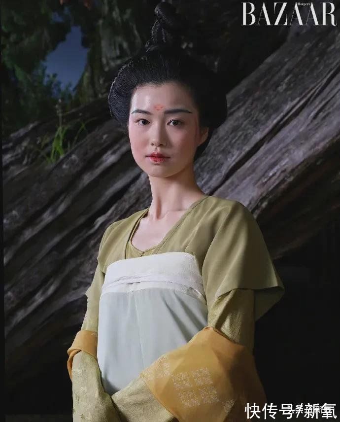 中式|又一个翻车的？国风美人变女“鬼”...