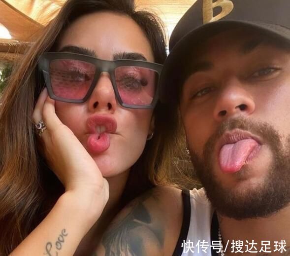p内马尔跟27岁模特的恋情曝光！西媒：两人已同居几个月