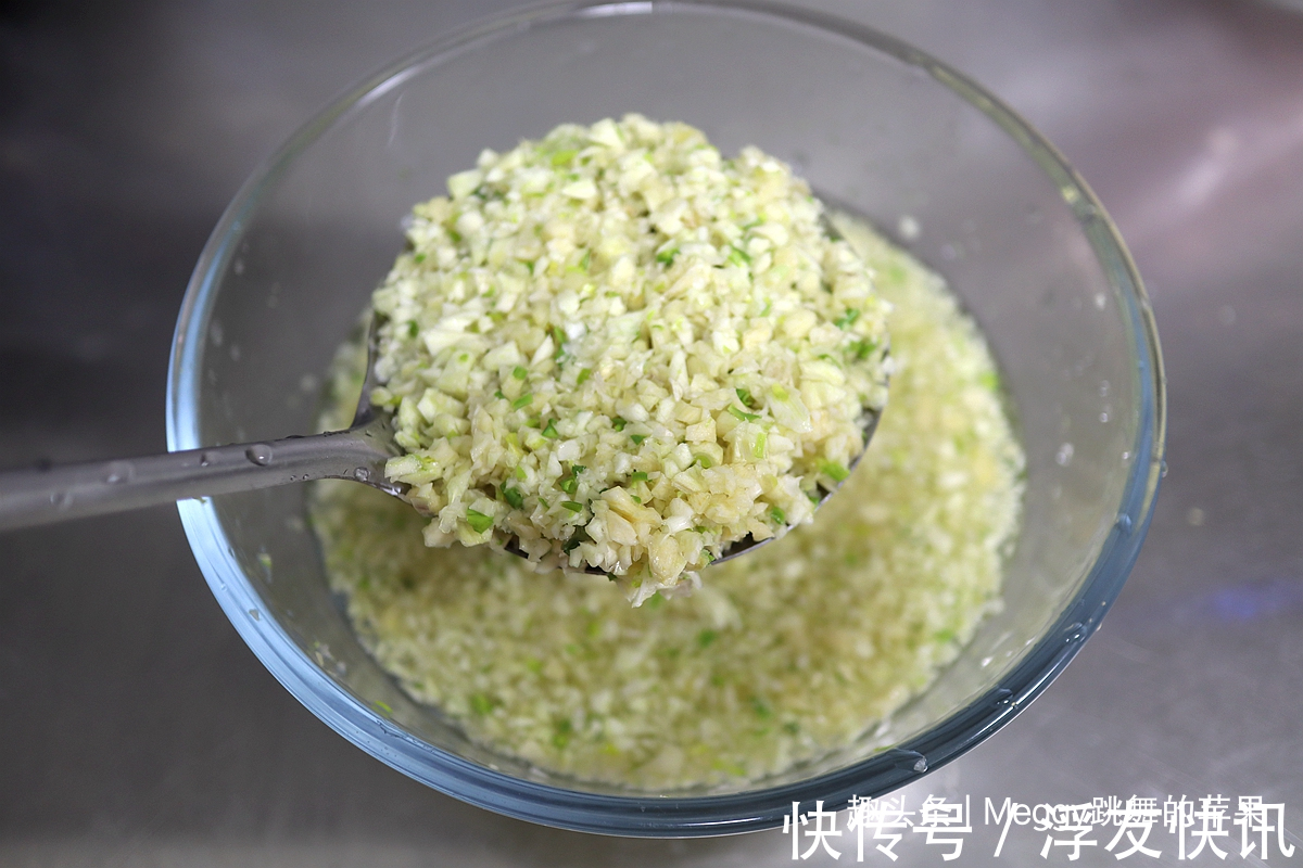 老少皆宜|终于学会做避风塘酥脆虾了,味道一点儿不比饭店差,好吃又实惠