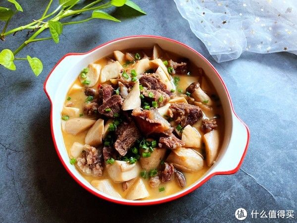 明日冬至,这2样菜一起炖一锅,鲜香滋补又美味,暖身补气不怕冷