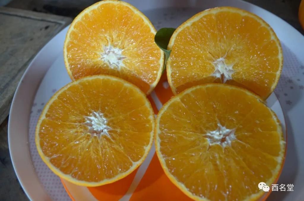 镇有|酉水河镇有位“红美人”，男女老少都爱她