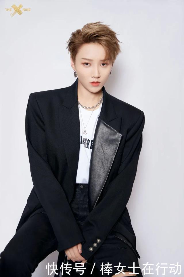 比刘雨昕舞蹈更IN的,是她的“无性别时尚”