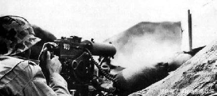 美国|二战最传奇士兵,一人击毙1500名日军,阵亡葬入最高等级公墓!