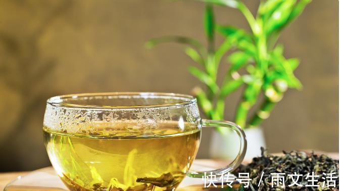 养生|健康养生:夏天喝这六种茶,强身健体,精神百倍,值得收藏!