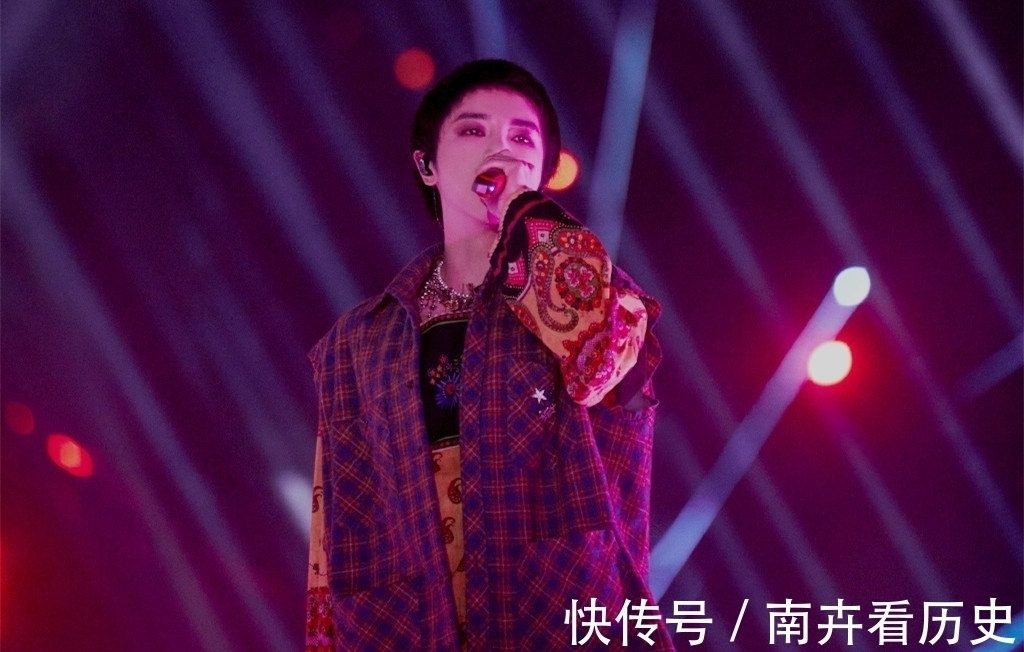 《披荊斬棘的哥哥》白舉綱引眾星打call,快男8強只缺華晨宇歐豪