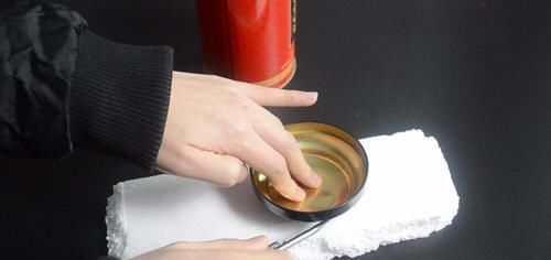 家里有废弃不用的铁皮茶叶盒吗 这个用途太厉害了, 越早知道越好