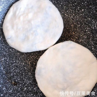 这道薄皮大馅儿韭菜盒，怎么做都好吃