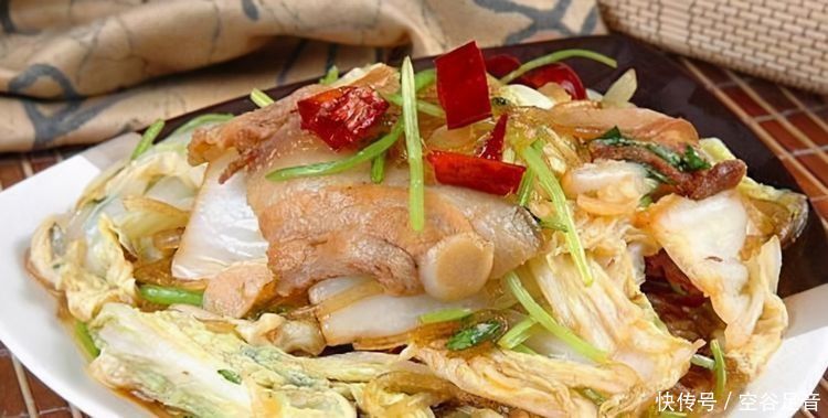 中薪|女性担心老太快,多吃三种美食,营养丰富,润泽皮肤,早吃早好