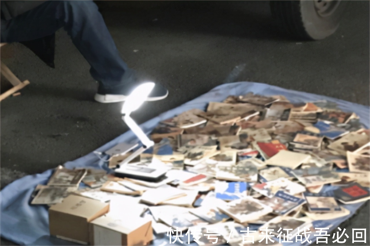 江西省|男子花一万买一本破书,卖500万没成交,在拍卖会拍出2600万天价