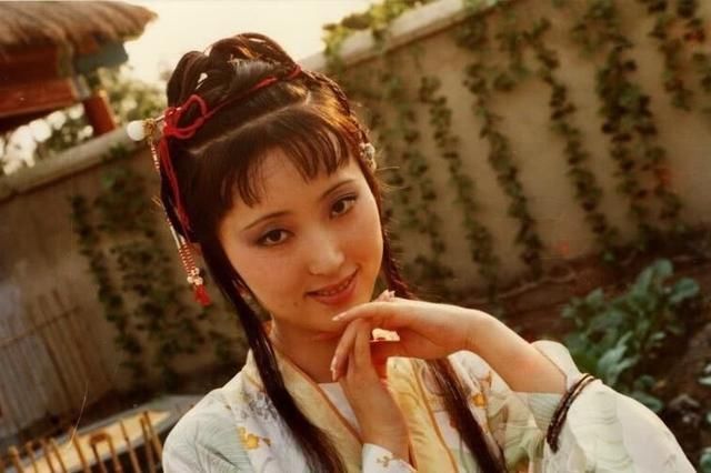 你是谁$都说“晴为黛影”，为什么林黛玉对晴雯的死不伤感?有三个原因