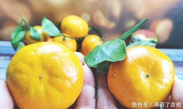 保准|买橘子,不是挑金黄色的就是好的,认准这3点,保准一挑一个甜