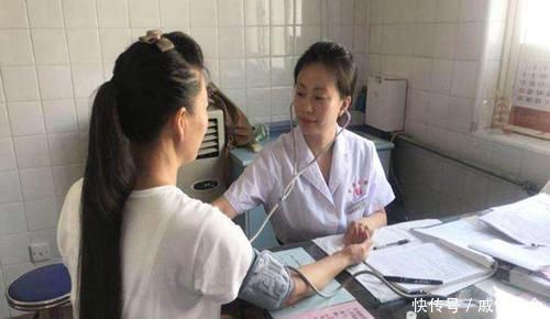 女翻男|产检两次都是女孩,生下的却是男孩,为啥会出现“女翻男”的情况