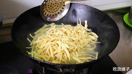 我家每年的年夜饭，只要此菜一上桌，大鱼大肉都得靠边站，太香了