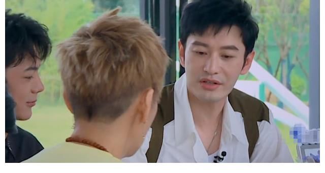 曾一手|黄晓明为减肥只吃一根面条，曾因瘦身致健康受损，宁静拍桌子呵斥