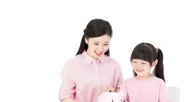 银行|3岁小孩去银行存压岁钱,当我看到数目的时候,我竟很是心疼我自己