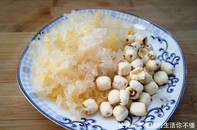 气色|年龄越大,气血越差,坚持每天吃碗它,香甜美味,气色慢慢补回来