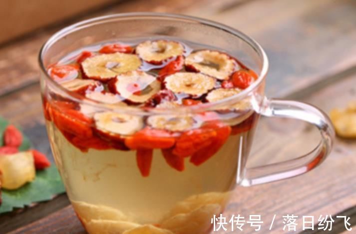 气色|枸杞加点它,排出湿气,气色一天比一天好,肝脏也会感谢你