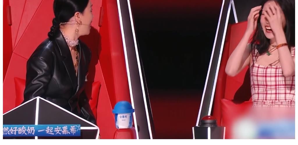 那英|《好声音2021》仅播两期，四位助教差距已显露，那英当面夸张碧晨