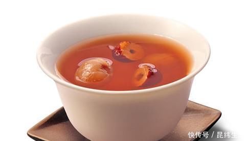 李时珍称黄芪配“它”泡水，唤醒体内“免疫部队”