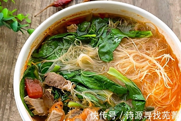 烧制|家常烧牛肉，除了番茄土豆，我常加这两种食材，汤菜主食都有了！
