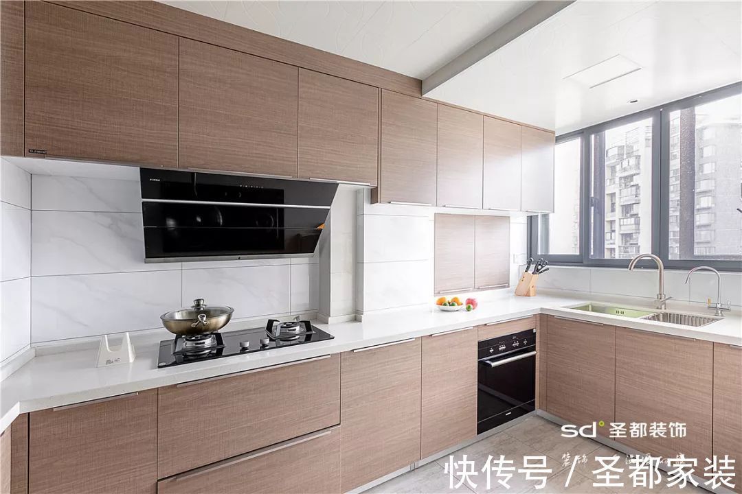 完工|巧妙设计让这套145平的房子,一完工就成了整个小区的焦点