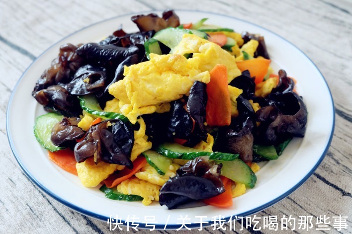 纯净水|夏天多吃鸡蛋,分享4种美味做法,鲜香滑嫩,清爽开胃,特别下饭