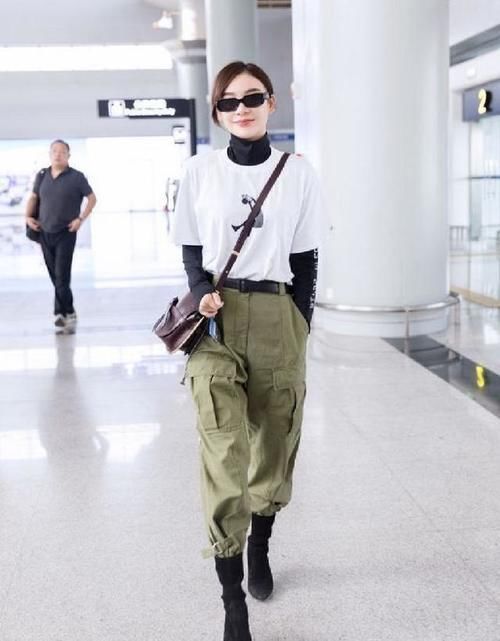 打底裤已经烂大街了,现今更流行这种“粽子裤”,怎么穿都好看!