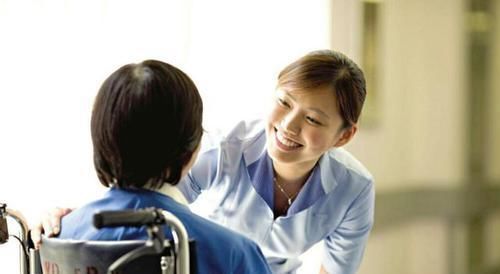 复发|有些肠癌术后无需化疗，真的吗？Ⅱ期结肠癌要不要化疗最“复杂”