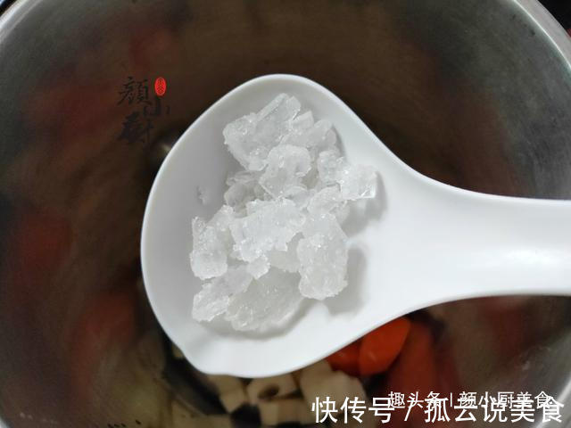 秋天，大鱼大肉都不如它，一买就是三四斤，换个花样做，比肉营养