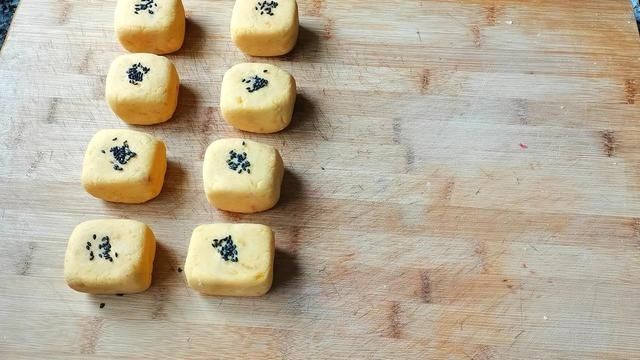 红薯泥|又到吃红薯的旺季，把红薯和火龙果这样做，营养全面，全家都爱吃