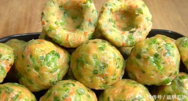 3种蔬菜2种面,教你做营养菜窝头,不揉面不发面,吃着真过瘾