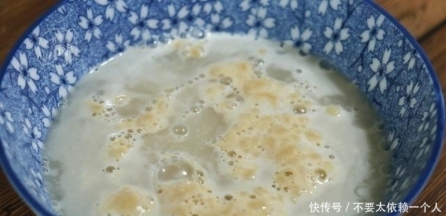 蒸包子|蒸包子时，别再直接上锅蒸了，记住3个诀窍，包子松软好吃不塌陷