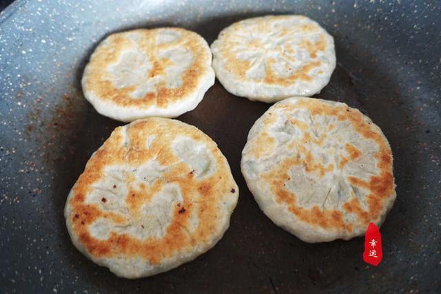 肉馅|第一次用杏鲍菇做馅，没想到嚼起来很Q弹，口感真不错