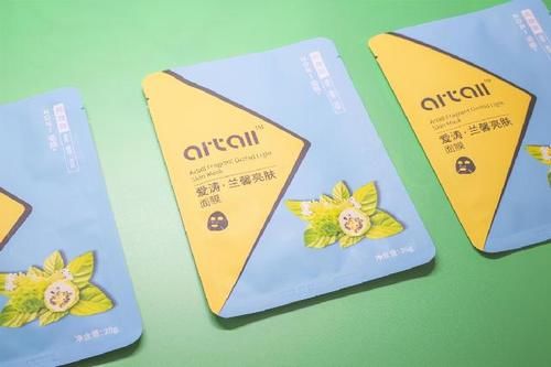 三款国产面膜，让你的皮肤在春节假期里悄悄变好